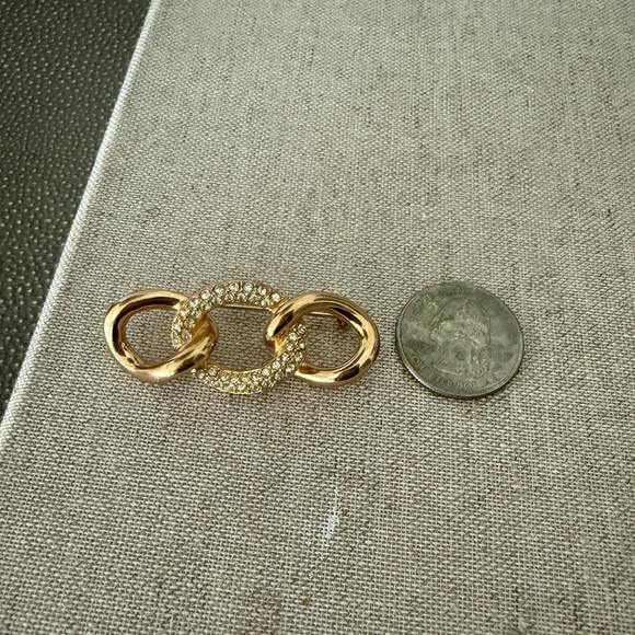 Christian Dior Brooch - Picture 7 of 9